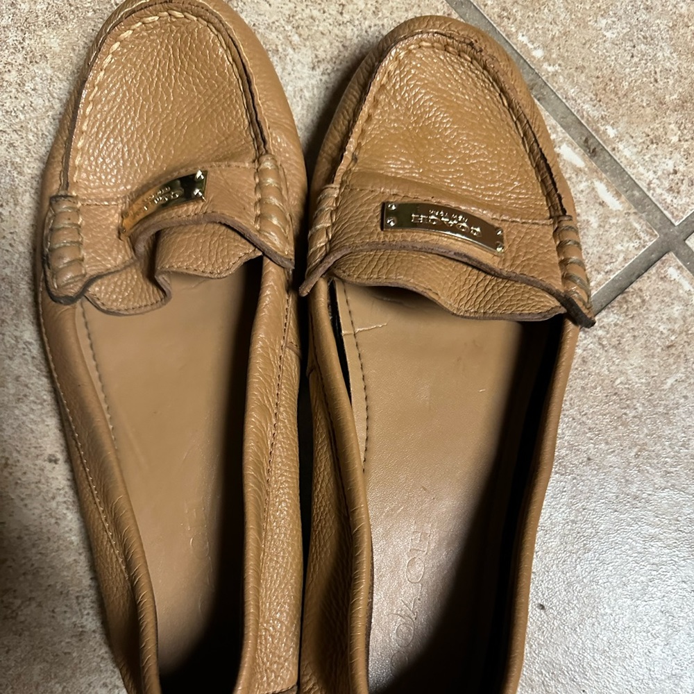 COACH beautiful loafer